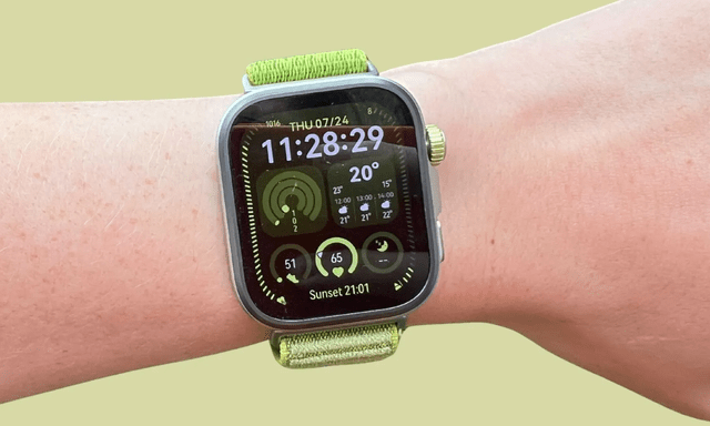 Chưa tới 9 triệu đồng, đây là chiếc smartwatch khiến Apple Watch Ultra bị đặt lên bàn cân
