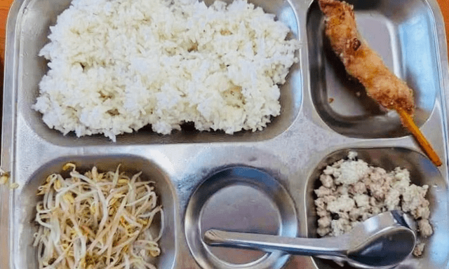 Nóng: Sở GD&ĐT Hà Nội yêu cầu rà soát toàn bộ phương án tổ chức bữa ăn bán trú trên địa bàn