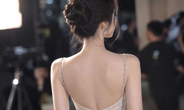 Khám xét nhà riêng của một nữ diễn viên nổi tiếng