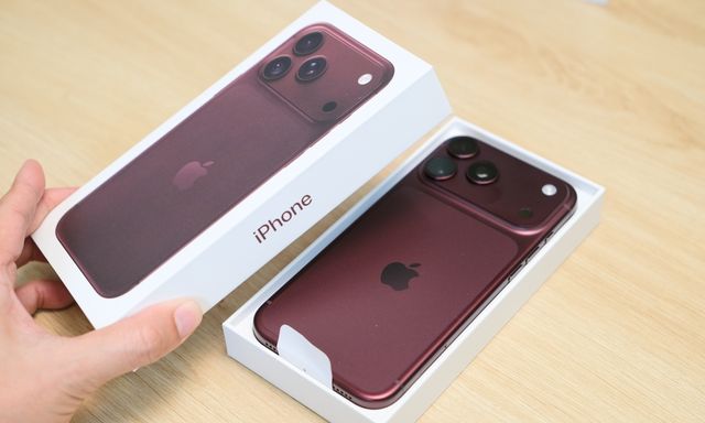 Về hàng iPhone 18 đợt 2 và đợt 3, liệu giá iPhone 18 Pro Max đã 