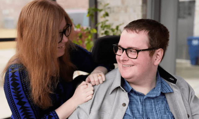 Ứng dụng hẹn hò dành cho người “bị bỏ rơi”: Khi khuyết tật không còn là rào cản của tình yêu