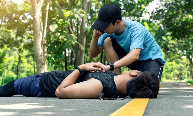 Runner đột tử sau marathon: Bác sĩ cảnh báo trái tim “cháy máy” vì bị ép quá ngưỡng