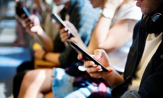 Vạch trần “công xưởng ngầm” sản xuất điện thoại Samsung cao cấp giả: Chủ mưu chỉ học hết lớp 8