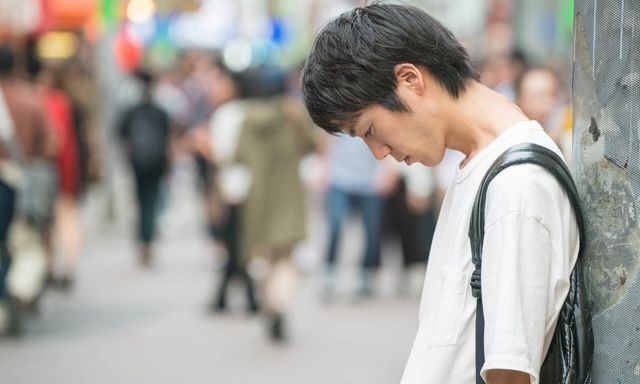 “Tự lo được hết” - bẫy tinh thần khiến bạn gục ngã: 4 dấu hiệu nhỏ nhưng vắt kiệt bạn mỗi ngày