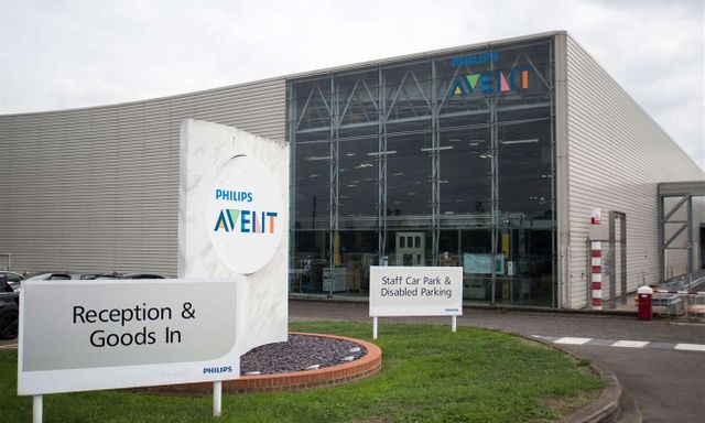 Hãng Philips Avent ra khuyến cáo về núm vú giả cho trẻ nhỏ