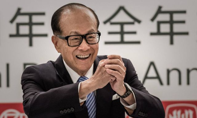 Tỷ phú “siêu nhân” Lý Gia Thành bán hơn 16 tỷ USD tài sản tại Anh: Thương vụ 16 năm lãi gấp 6 lần và 1 ĐIỀU đắt giá phía sau