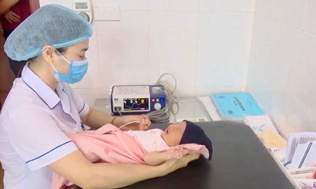 Đề xuất mới của Bộ Y tế: Trẻ em nông thôn có thể được miễn phí sàng lọc 5 bệnh bẩm sinh