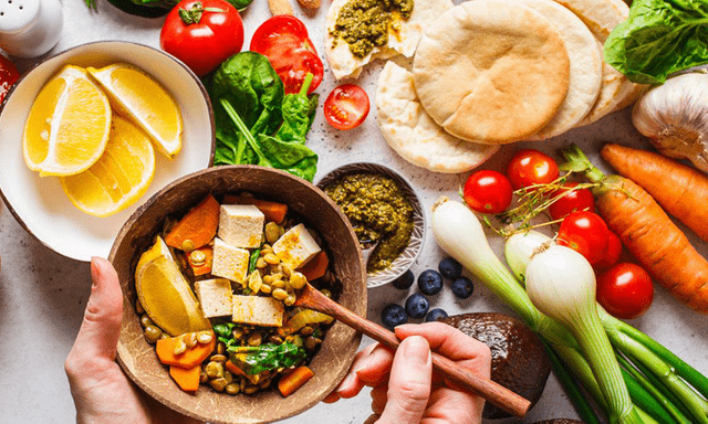 Nghiên cứu Đại học Oxford: 1 KIỂU “tưởng ăn chơi” lại giúp giảm nguy cơ gây 4 loại ung thư, nhiều người Việt đang làm hàng ngày