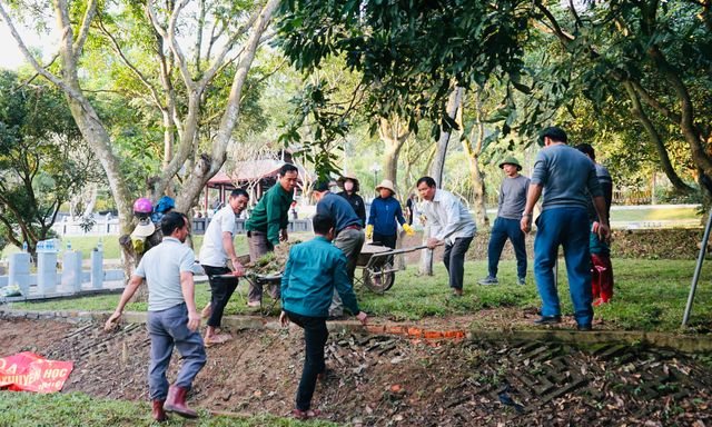 Hà Tĩnh: Huy động gần 500 cán bộ cấp xã chỉnh trang di tích đặc biệt