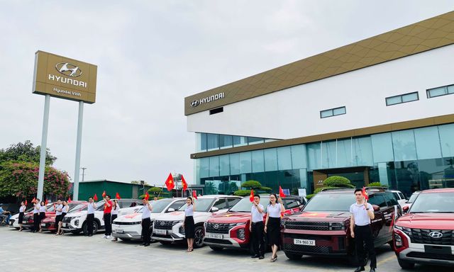 Hyundai Vinh tổ chức Roadshow hoành tráng hưởng ứng Đại lễ 30/4: Khí phách Việt Nam tỏa sáng trên mọi nẻo đường Nghệ An