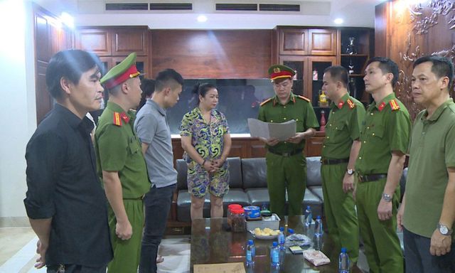 Khám xét nhà đối tượng từng liên quan đến ổ nhóm tội phạm ở Thanh Hóa