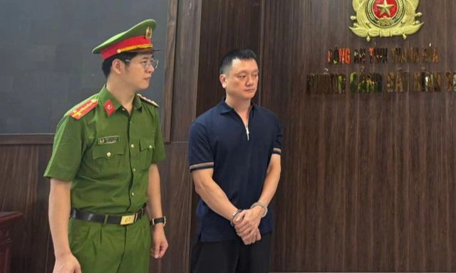 Giang hồ Vi 'ngộ' bị khởi tố thêm tội Vi phạm quy định về kế toán