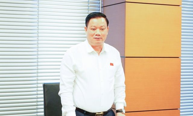 Ông Nguyễn Khắc Thận được bầu giữ chức Trưởng đoàn đại biểu Quốc hội tỉnh Nghệ An