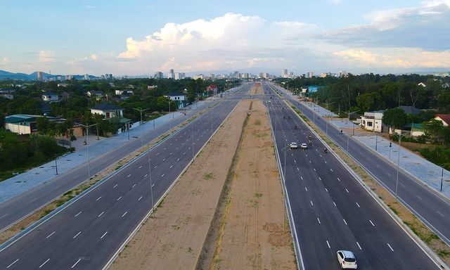 Nghệ An: Đầu tư 6.500 tỷ đồng xây dựng tuyến đại lộ 12 làn xe 