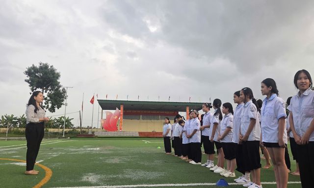  LĐBĐ Việt Nam khảo sát, đánh giá tiềm năng phát triển bóng đá nữ tại Nghệ An