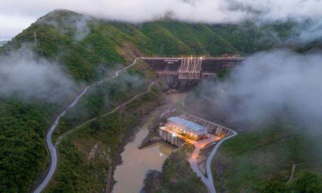 Thủy điện Bản Vẽ mở 6 cửa xả lũ