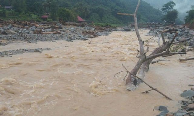 Nghệ An: Xã biên giới Nhôn Mai tiếp tục bị chia cắt hoàn toàn