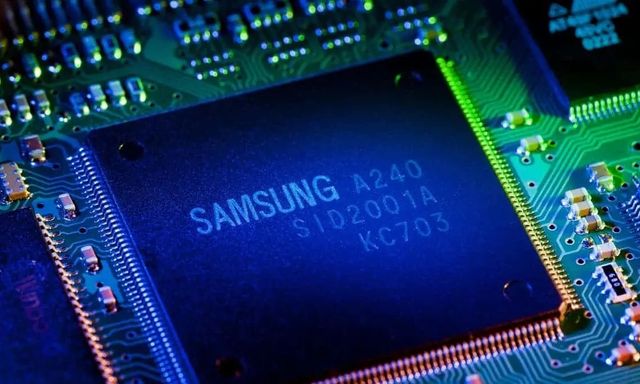 Đến Samsung cũng không muốn dùng chip nhớ do chính mình sản xuất trên Galaxy S25, ưu tiên dùng chip Mỹ