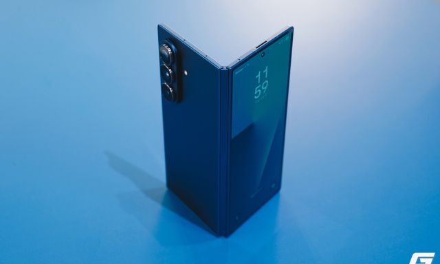 Đại lý bán lẻ: “Kỷ nguyên điện thoại gập siêu mỏng nhẹ đã bắt đầu sau Galaxy Z Fold7”