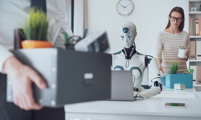 Công ty toàn AI vẫn cần con người