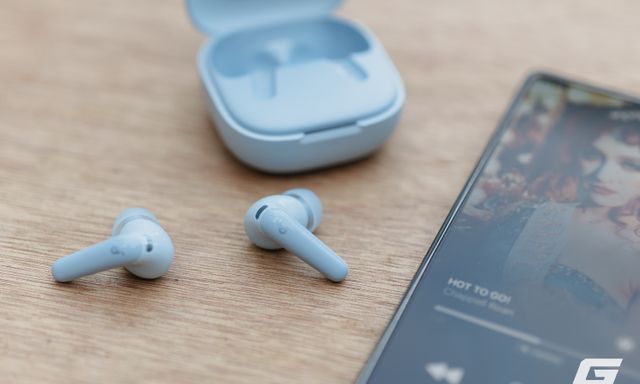 Anker Soundcore R60i NC: Săn sale chỉ 700.000đ mà có đủ chống ồn, LDAC, pin trâu, dịch thuật AI