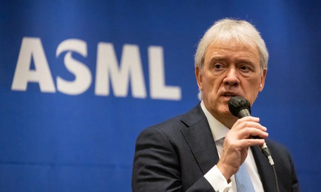 Nghe tin Trung Quốc chế tạo nguyên mẫu máy EUV, cựu CEO ASML bình thản: ASML đã làm được nguyên mẫu máy EUV từ hơn 20 năm trước