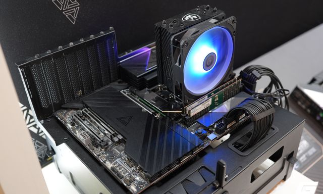 Cận cảnh dàn Mainboard MSI tại CES 2026: Sự trở lại của “Vua ép xung” UNIFY-X và chuẩn mực phần cứng mới cho dòng B850