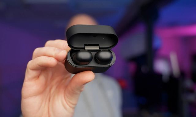 Review sớm về Sony WF-1000XM6 vừa ra mắt: Đắt xắt ra miếng, nhưng chống ồn vẫn thua AirPods Pro 3?
