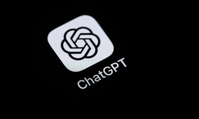 OpenAI ký hợp đồng với Lầu Năm Góc: Gỡ ChatGPT tăng 295%, đánh giá 1 sao tăng 775%