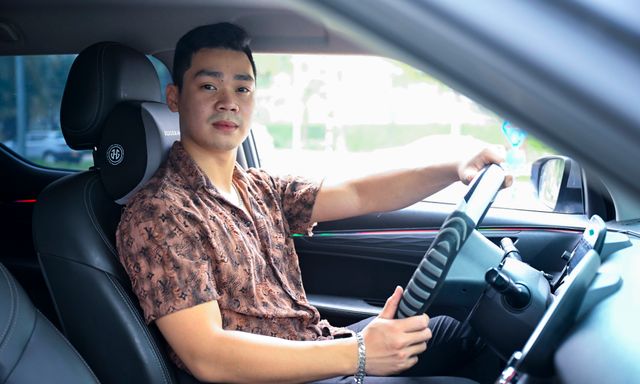 Giải mã bài toán thu hồi vốn thần tốc của tài xế dịch vụ chạy xe điện: Không chỉ là câu chuyện tiền sạc rẻ!