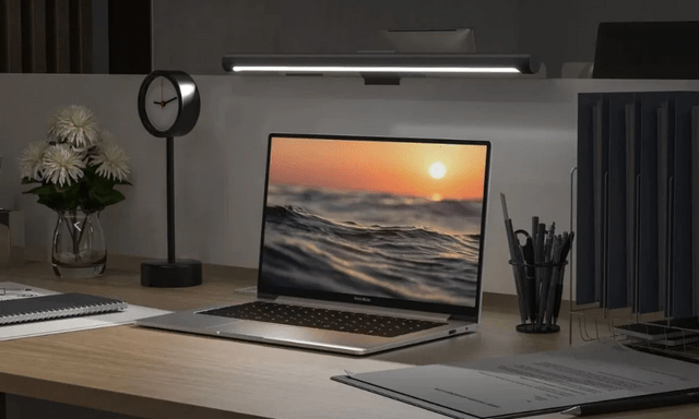 Món đồ nhỏ nhiều người bỏ qua khi dùng máy tính: Giá hơi chát nhưng giúp mắt đỡ mỏi hẳn