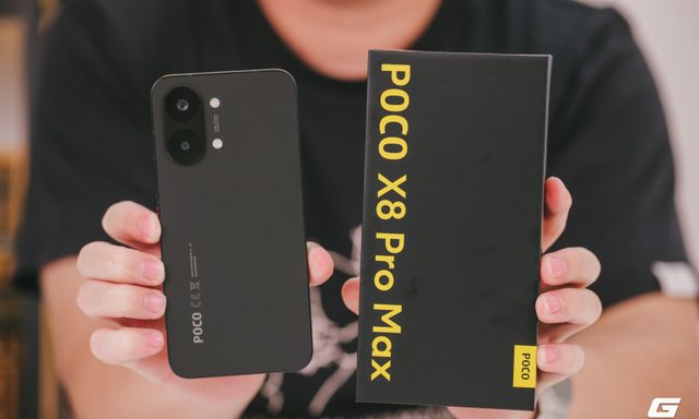 Trên tay điện thoại Xiaomi 