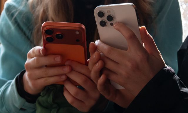 Công cụ hack iPhone mới bị lộ có thể âm thầm chiếm quyền hàng trăm triệu thiết bị chỉ qua một cú nhấp