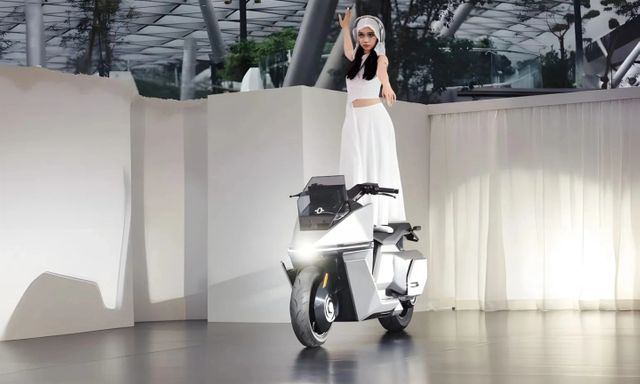 Không phải Honda, Yamaha hay BMW Motorrad, đây mới là chiếc xe máy điện tự cân bằng đầu tiên sản xuất hàng loạtKhông phải Honda, Yamaha hay BMW Motorrad, đây mới là chiếc xe máy điện tự cân bằng đầu tiên sản xuất hàng loạt