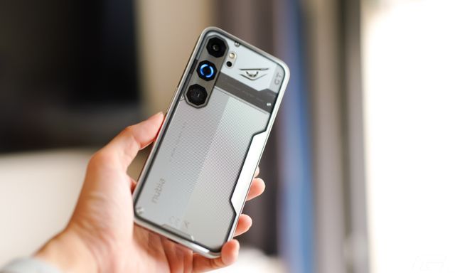 Đây là Nubia Neo 5 GT: Điện thoại gaming tầm trung nhưng có quạt tản nhiệt, pin 6.210mAh sạc nhanh 60W, màn 144Hz