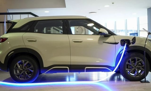 BMW khẳng định dư sức tạo ra công nghệ sạc siêu nhanh như BYD nhưng từ chối vì an toàn