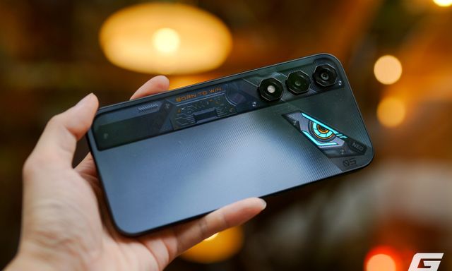 Trên tay nubia Neo 5 5G: Smartphone gaming giá rẻ có nút vai, đèn RGB, pin 6050mAh, giá sale chỉ hơn 6 triệu