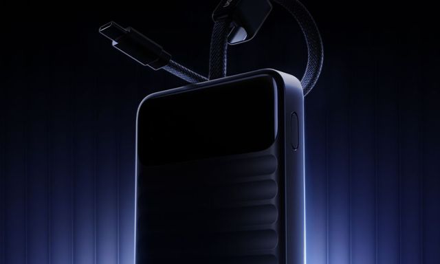 Ugreen sắp bán pin dự phòng mới chú trọng an toàn, có thể đem lên máy bay, tích hợp màn hình và cáp USB-C