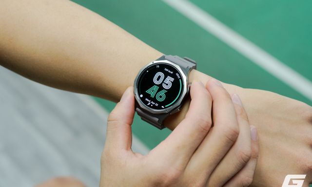 Dùng thử OPPO Watch X3: 2 tuần mới sạc lại 1 lần, vỏ titan đẹp, nhẹ, tính năng sức khỏe chuyên sâu nhưng mức giá là rào cản lớn nhất