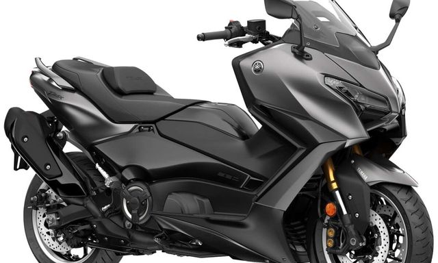 Yamaha âm thầm nâng cấp TMax Tech Max 2026, nhìn qua tưởng y chang bản cũ, nhưng có hai thứ đã khác hoàn toàn