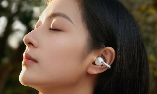 Ugreen bán tai nghe giá rẻ vẫn miễn phí AI trọn đời, pin lâu 48 giờ, thiết kế mở hợp hội chạy bộ, tập gym