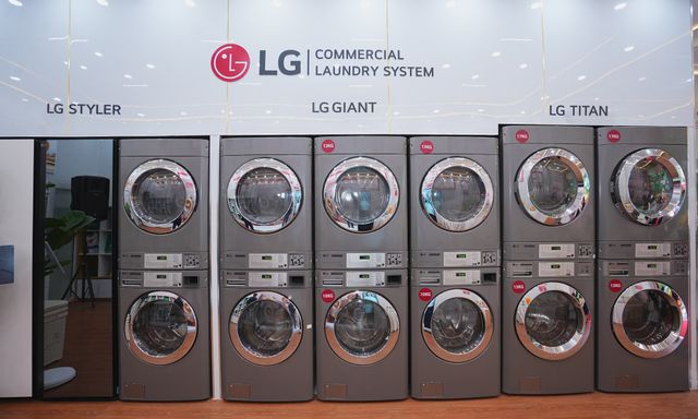 LG mở cửa hàng giặt sấy thông minh đầu tiên tại Hà Nội, muốn đưa mô hình giặt sấy công nghiệp hiện đại đến gần hơn với thị trường Việt Nam