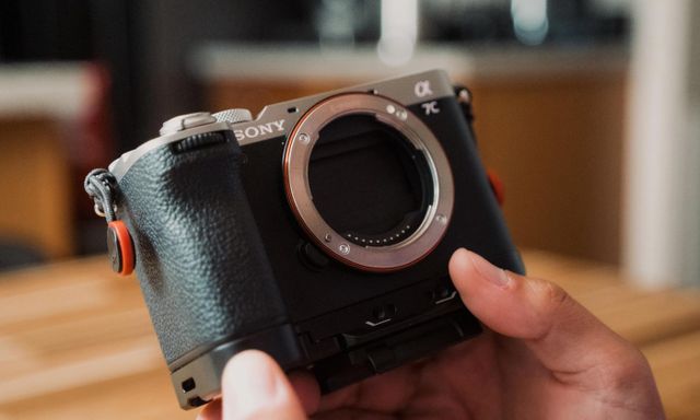 Sony A7C II lại đứng top