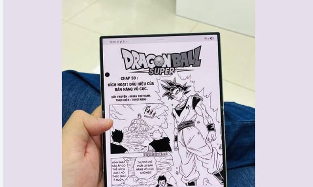Đọc truyện tranh trên Galaxy Z Fold8 sướng hơn máy đọc sách? Lý do nằm ở tỷ lệ 4:3