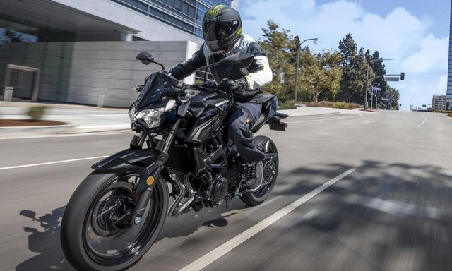 Kawasaki Z400 2027 ra mắt giá 128 triệu đồng quyết đè bẹp Yamaha MT03