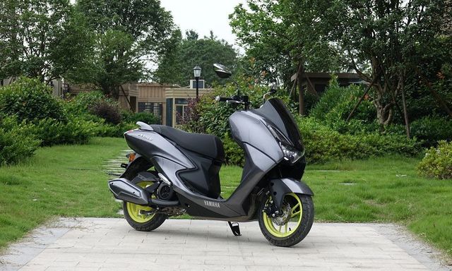 Yamaha Avenue 125 ra mắt phiên bản mới, trang bị phanh ABS Bosch quyết tâm đe dọa ngôi vương của Honda Lead