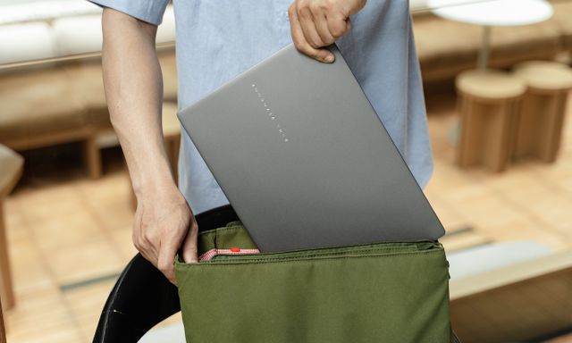 Một chiếc laptop, bốn năm đại học và bài toán của sinh viên mùa tựu trường