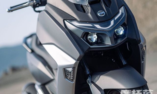 SYM MaxSym 400 mang cốp khổng lồ 45 lít cùng động cơ 400cc liệu có đáng mua?
