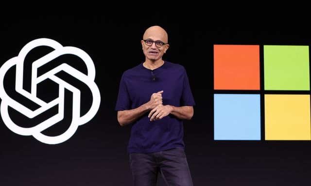 Giám đốc Microsoft thú nhận: AI là “vụ đánh cắp sức lao động lớn nhất lịch sử nhân loại”