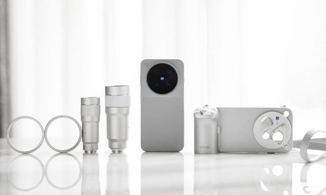 Trên tay vivo X300 Pro Max: Thiết kế nổi bật hơn, camera nâng cấp thấy rõ, cấu hình mạnh, chưa có giá ở Việt Nam